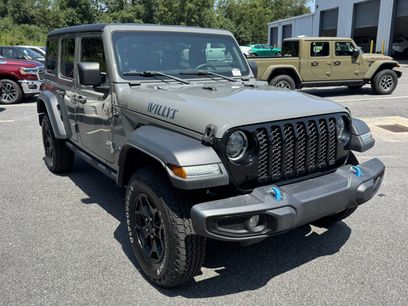 Used 2023 Jeep Wrangler Unlimited w/ 8.4" Radio Group