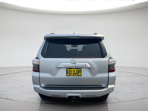 Certified 2021 Toyota 4Runner SR5 Premium w/ Moonroof Package AWD/4WD image 4