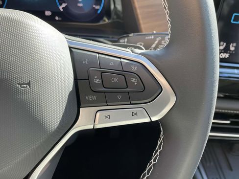 New 2026 Volkswagen Atlas SE FWD image 26