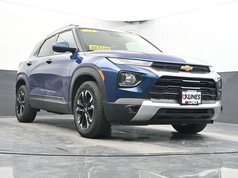 Used 2021 Chevrolet TrailBlazer LT w/ Convenience Package image 22