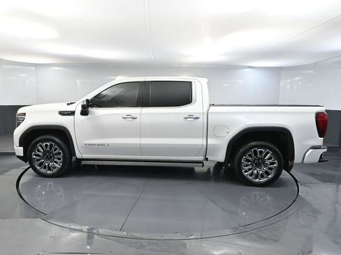 Used 2023 GMC Sierra 1500 Denali Ultimate image 11