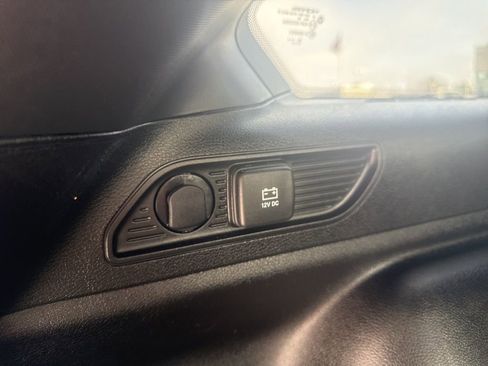 Used 2024 Jeep Grand Cherokee Altitude AWD/4WD image 35