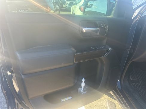 Used 2020 Chevrolet Silverado 1500 LT w/ Texas Edition image 8