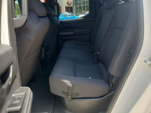Certified 2024 Toyota Tacoma SR image 32