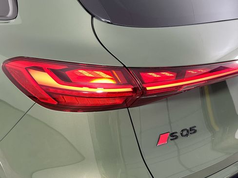New 2026 Audi SQ5 Prestige AWD/4WD image 12