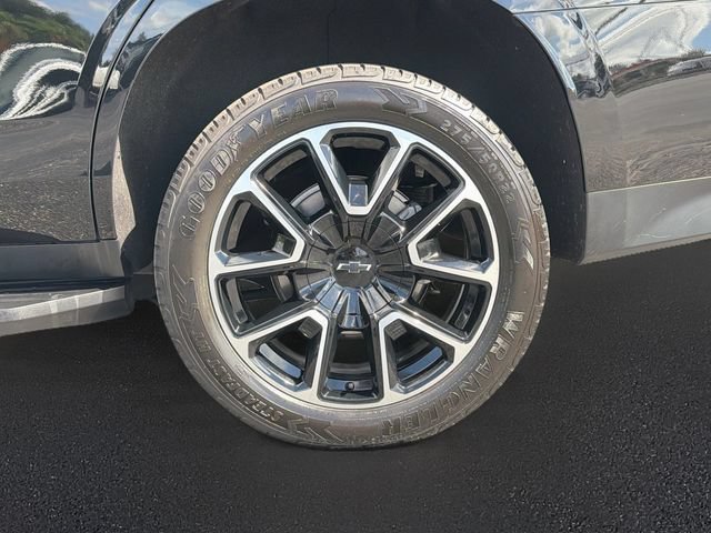 Used 2022 Chevrolet Tahoe RST w/ Luxury Package RWD image 33