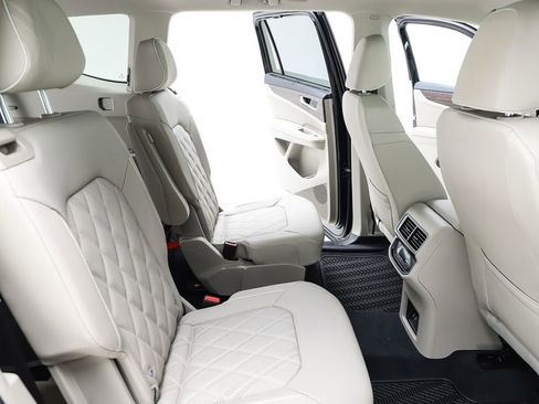 New 2026 Volkswagen Atlas SEL Premium R-Line image 38