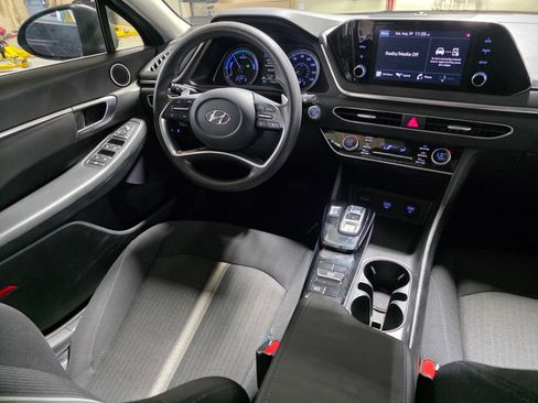 Used 2021 Hyundai Sonata Blue FWD image 15