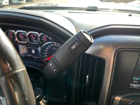 Used 2019 Chevrolet Silverado 2500 LTZ w/ Duramax Plus Package AWD/4WD image 28
