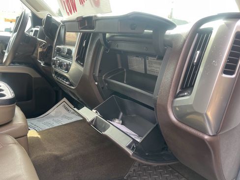 Used 2015 Chevrolet Silverado 2500 LT w/ LT Convenience Package image 40