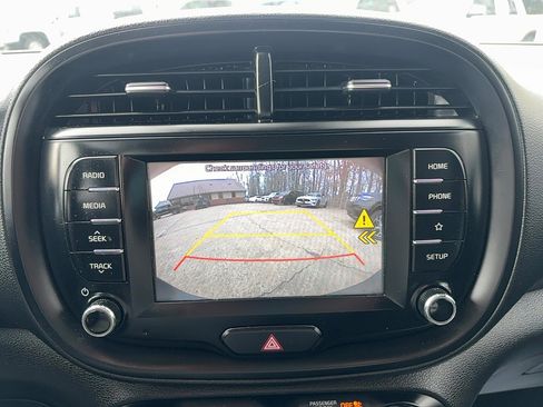 Used 2020 Kia Soul S image 26