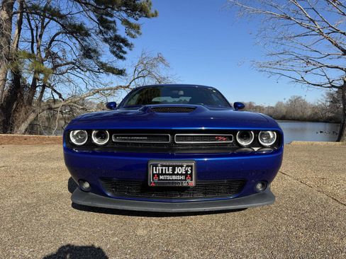 Used 2022 Dodge Challenger R/T image 13