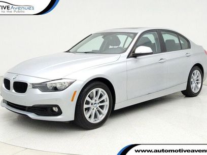 Used 2017 BMW 320i 320i Sedan with Premium and Dr