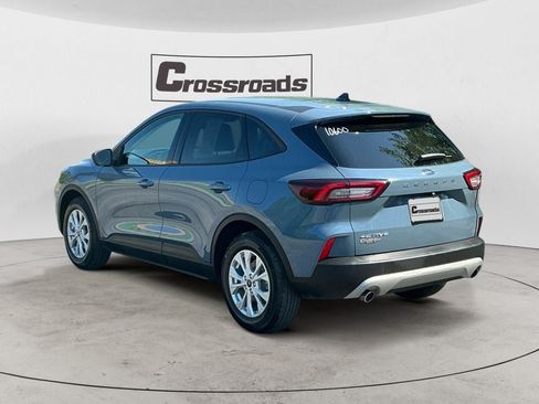 Used 2025 Ford Escape Active FWD image 3
