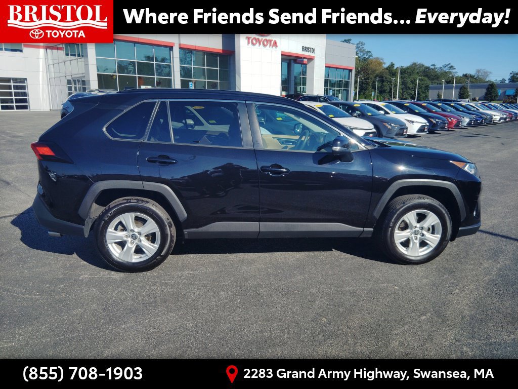Used 2021 Toyota RAV4 XLE w/ Convenience Package AWD/4WD image 8