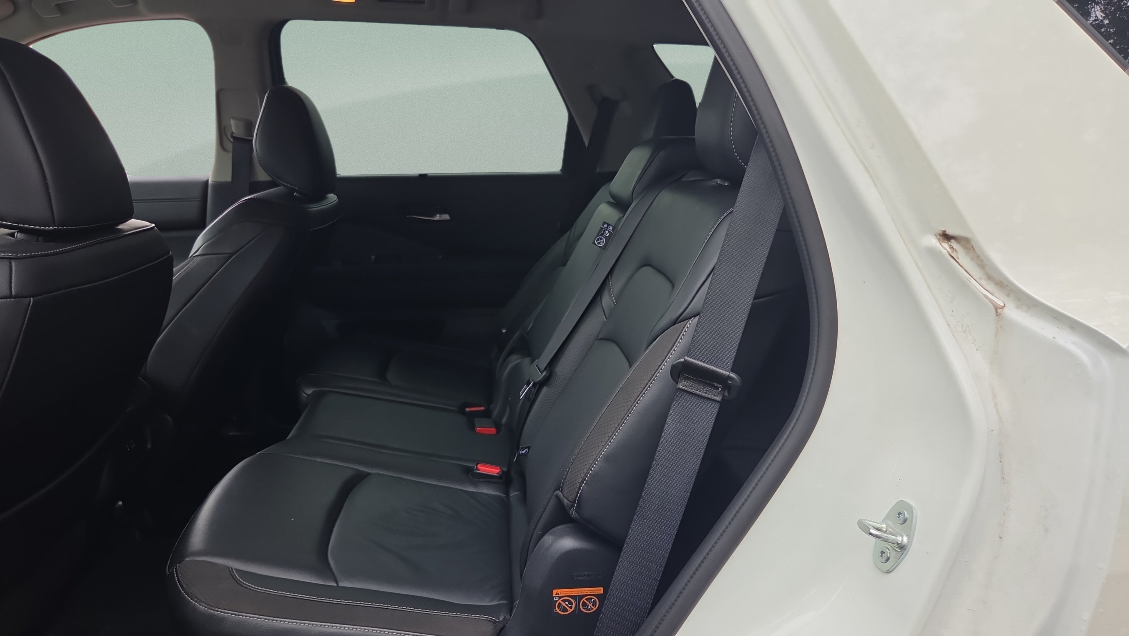 Used 2024 Nissan Pathfinder SL w/ Cargo Package FWD image 11
