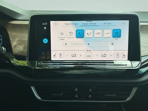 New 2026 Volkswagen Atlas SE image 21