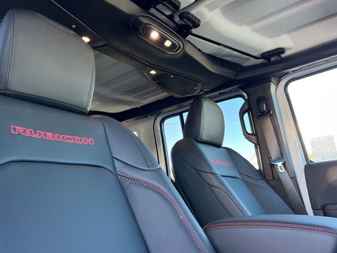 New 2026 Jeep Wrangler Unlimited Rubicon image 16