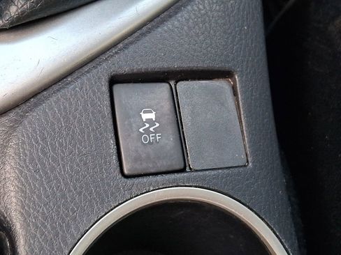 Used 2016 Toyota Corolla L image 22