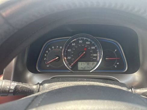 Used 2013 Toyota RAV4 Limited AWD/4WD image 15