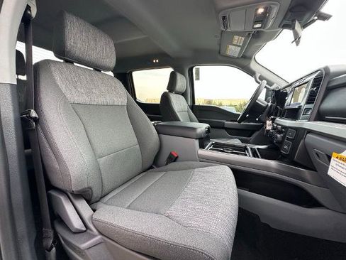 New 2026 Ford F250 XLT w/ FX4 Off-Road Package image 23