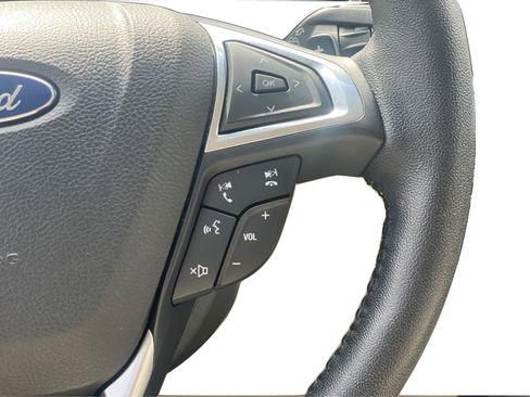 Used 2016 Ford Edge Titanium w/ Technology Package image 17