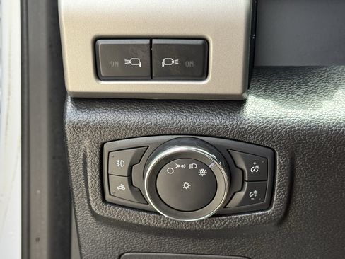 Used 2016 Ford F150 Lariat AWD/4WD image 26