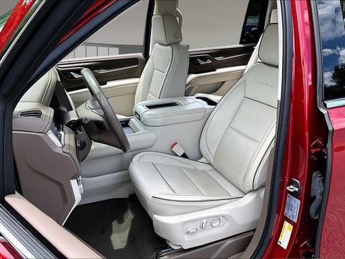 Used 2022 GMC Yukon XL Denali AWD/4WD image 20