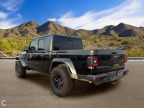 Used 2021 Jeep Gladiator Sport AWD/4WD image 3