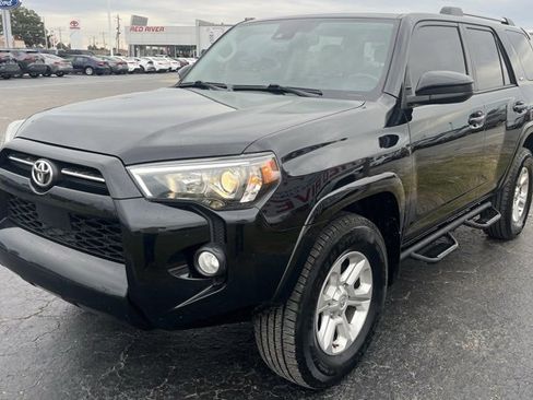 Used 2020 Toyota 4Runner SR5 image 4