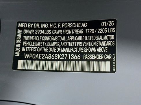 Used 2025 Porsche 718 Cayman GT4 RS w/ Weissach Package image 35