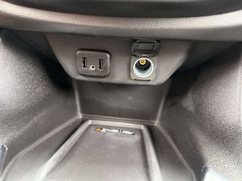 Used 2023 Chevrolet Traverse LT AWD/4WD image 25