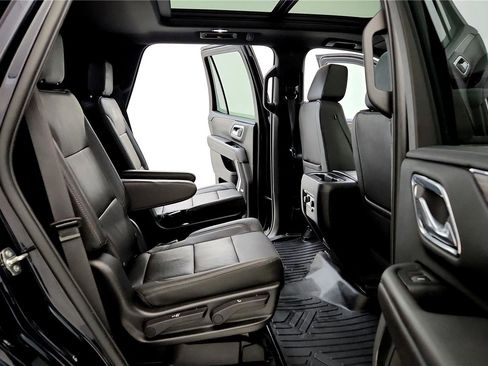 Used 2023 Chevrolet Tahoe LT image 18