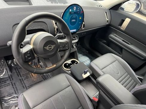 Certified 2025 MINI Cooper Countryman S AWD/4WD image 16