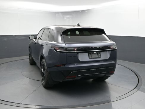 Certified 2025 Land Rover Range Rover Velar Dynamic SE image 21