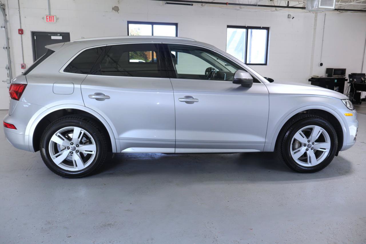 Used 2018 Audi Q5 2.0T Premium Plus w/ Premium Plus Package AWD/4WD image 8