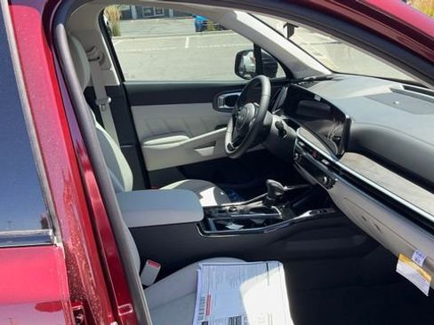New 2025 Kia Sorento SX AWD/4WD image 18