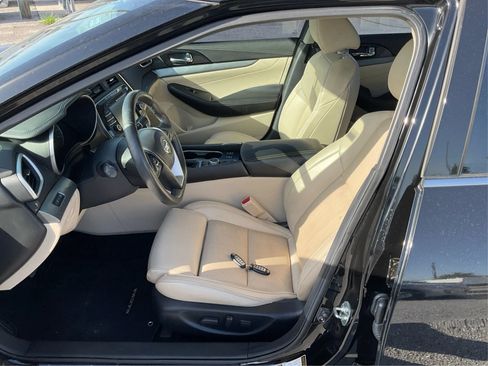 Used 2018 Nissan Maxima 3.5 SL FWD image 9