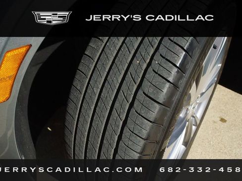 Certified 2025 Cadillac XT5 Premium Luxury image 8