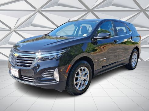 Used 2022 Chevrolet Equinox LT image 4