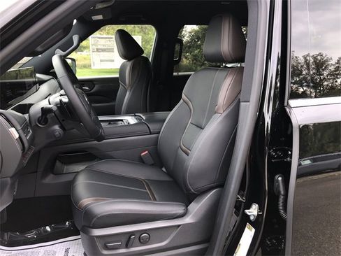 New 2026 Nissan Armada SL w/ Captain's Chari Seat Package image 24