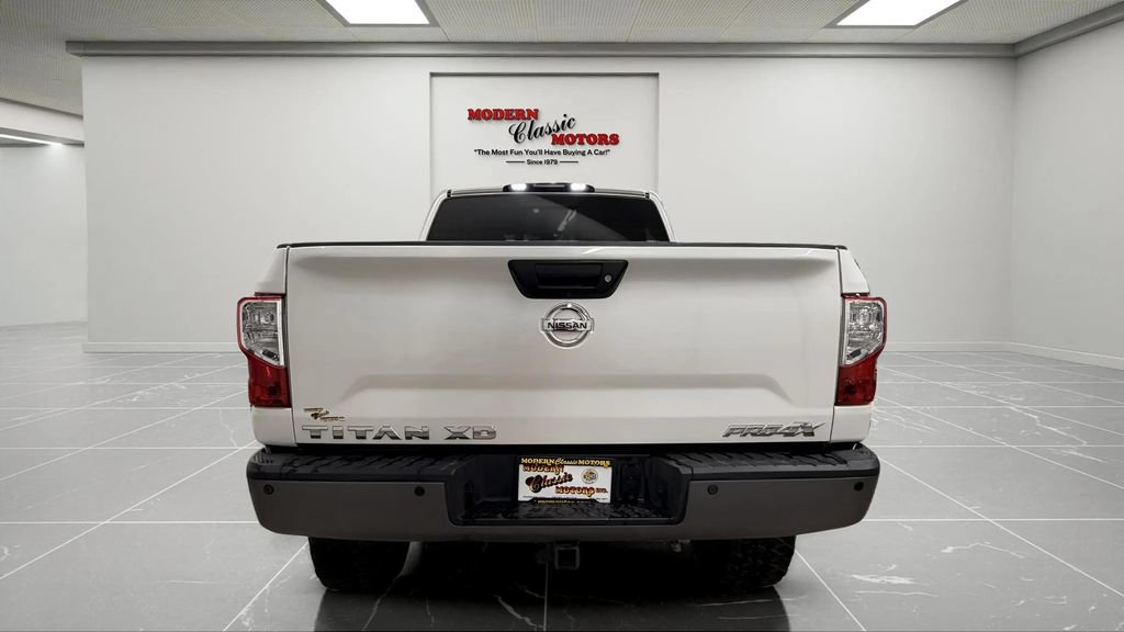 Used 2017 Nissan Titan PRO-4X w/ Pro-4x Convenience Package AWD/4WD image 6