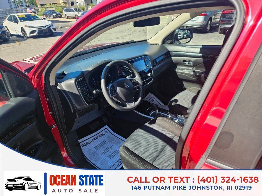 Used 2020 Mitsubishi Outlander ES AWD/4WD image 10