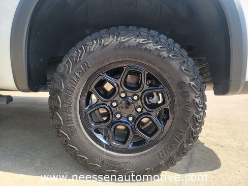 Used 2024 Chevrolet Silverado 1500 ZR2 w/ ZR2 Bison Edition image 32