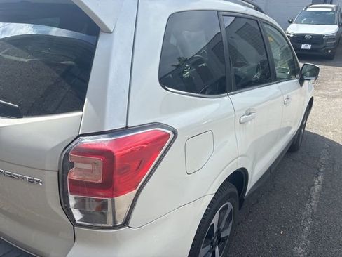 Used 2018 Subaru Forester 2.5i Limited image 8