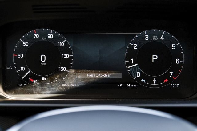 New 2026 Land Rover Discovery Limited Edition AWD/4WD image 25