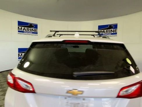 Used 2018 Chevrolet Equinox Premier image 9