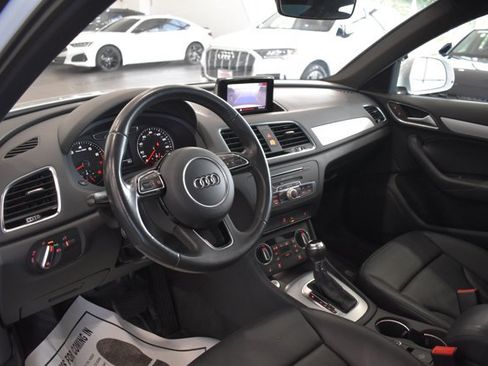 Used 2017 Audi Q3 2.0T Premium w/ Convenience Package AWD/4WD image 11