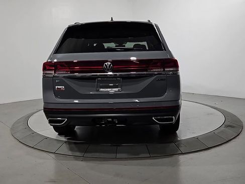 New 2026 Volkswagen Atlas SE image 4