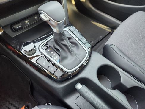 New 2026 Kia Seltos S image 15